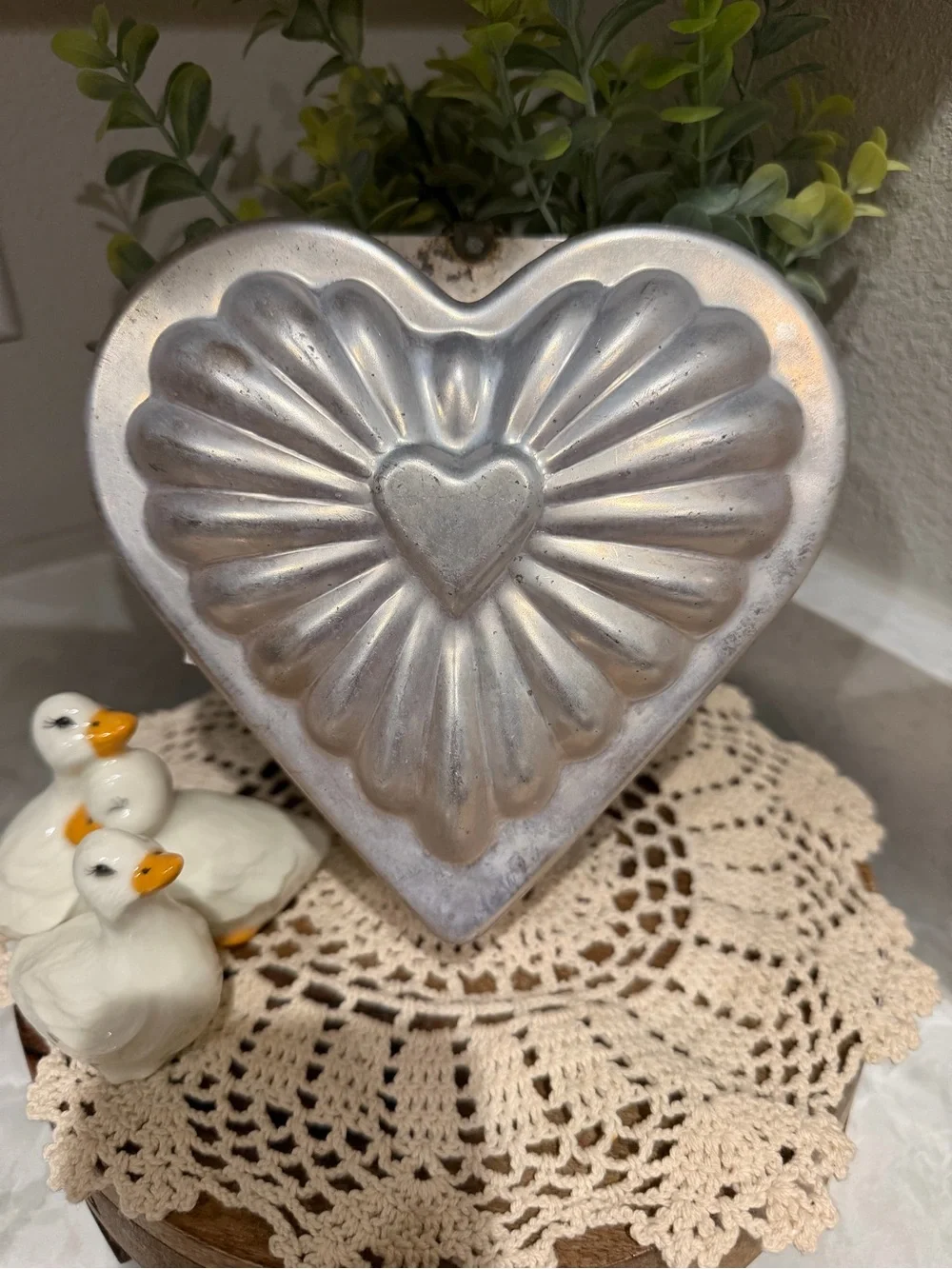 Heart-Shaped Metal Cake Mold - Copper